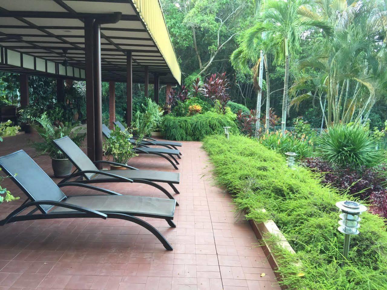Mersing Merlin Inn Luaran gambar