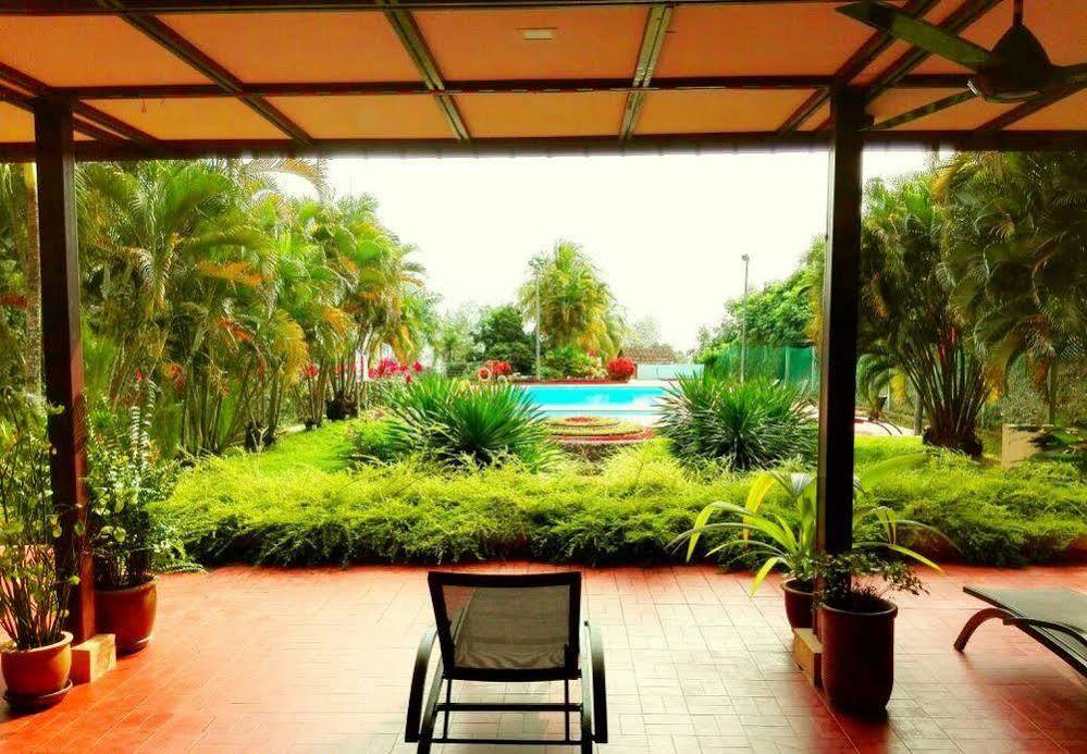 Mersing Merlin Inn Luaran gambar