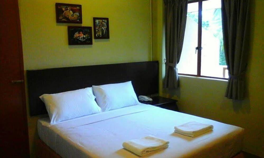Mersing Merlin Inn Luaran gambar